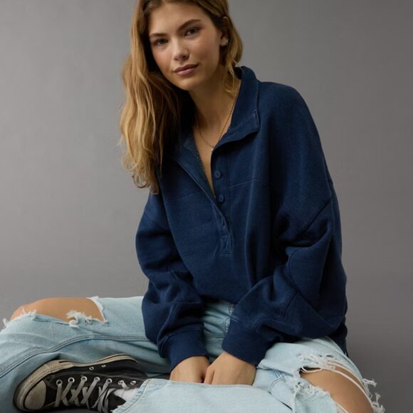 AE Big Hug Henley Sweatshirt - Picture 2 of 5